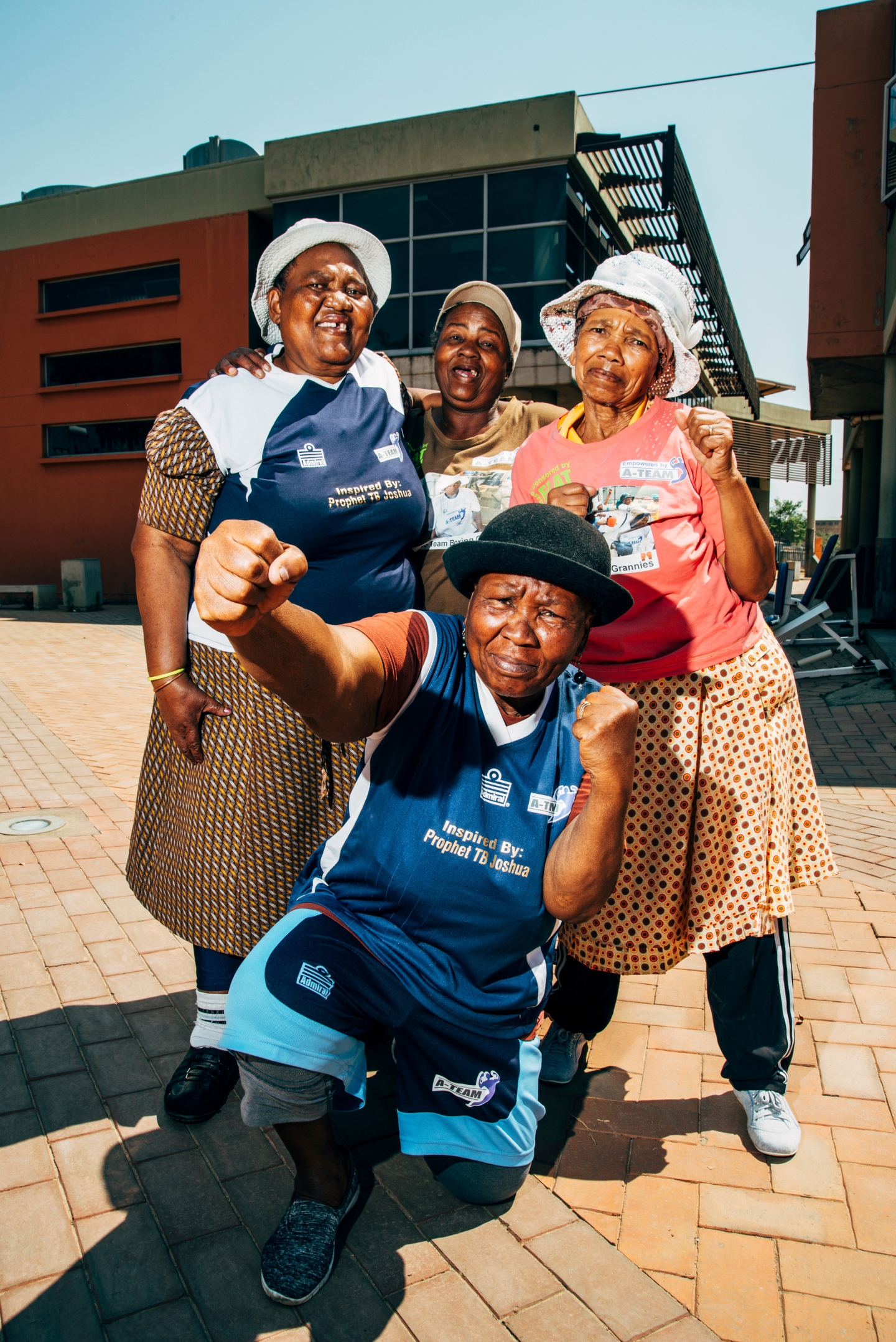 Boxing Grannies- Published in ZEIT MAGAZIN