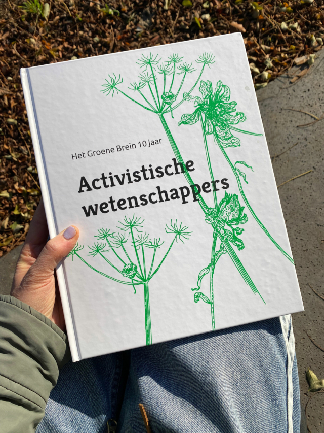 Anje Jager - Plant & flower drawings for Groene Brein Anniversary Publication
